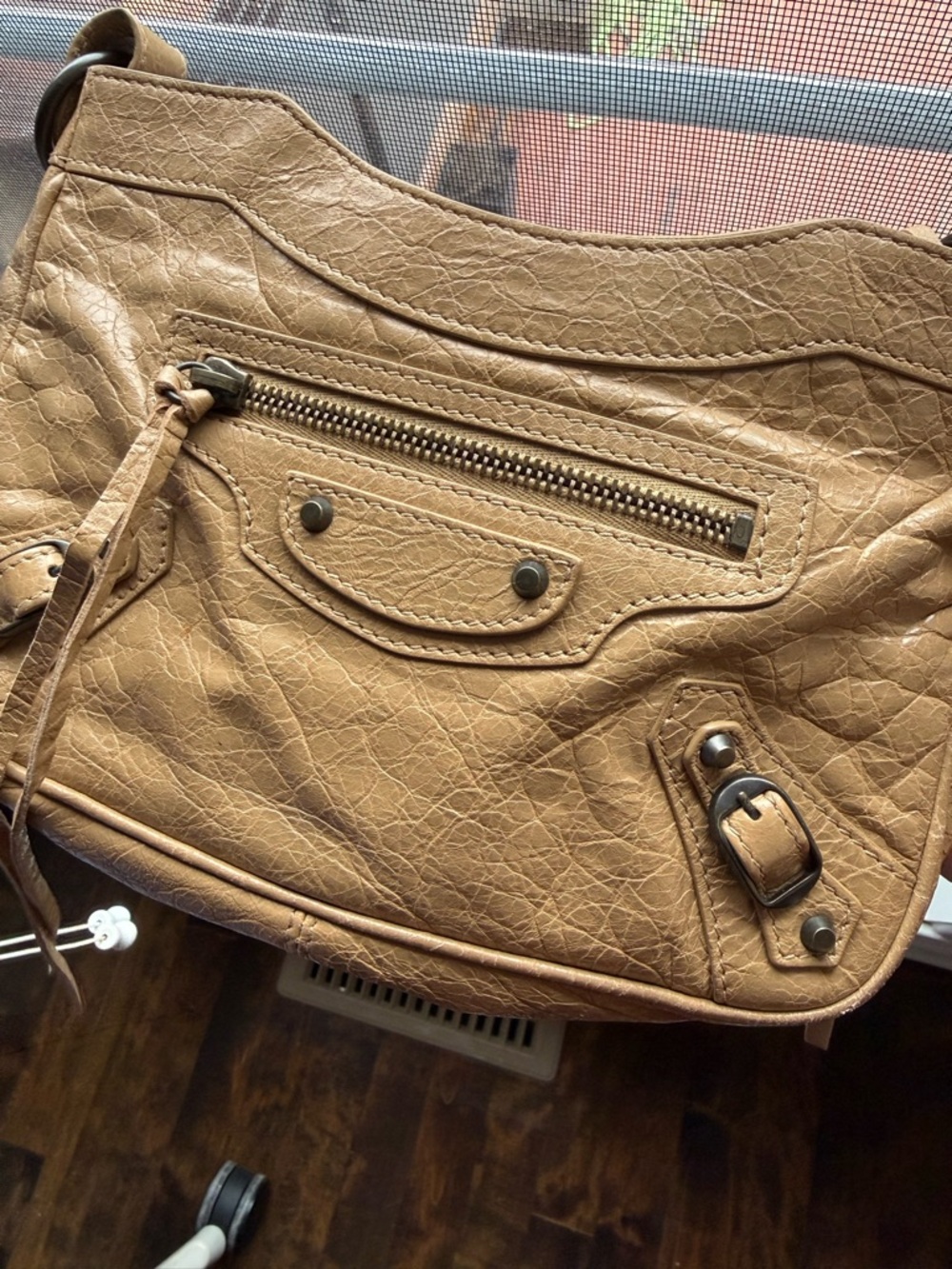 Authentic Balenciaga crossbody bag - Picture 3 of 4